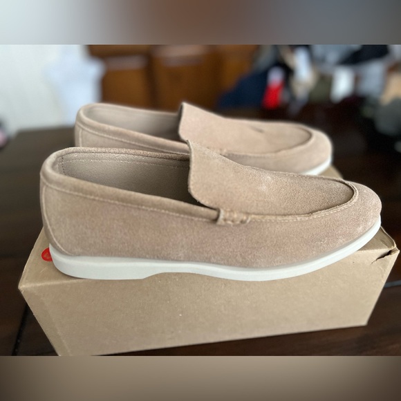 J. Crew Men's Venetian Loafers - Picture 6 of 9